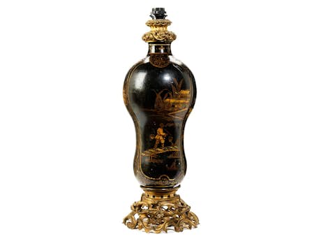 Tischlampe mit Chinoiserie-Dekor